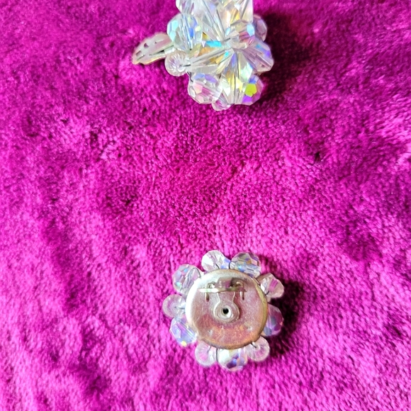 Stunning Vintage Aurora Borealis Necklace, Bracelet and Clip on Earrings Set - Picture 3 of 7